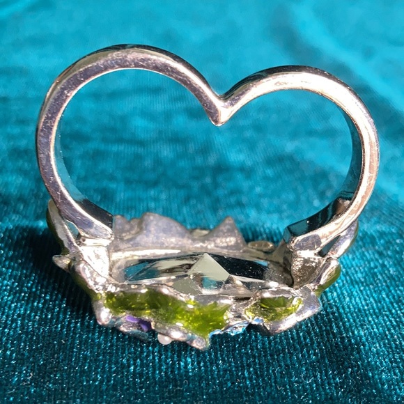 Avon Double finger flower ring - Picture 2 of 4